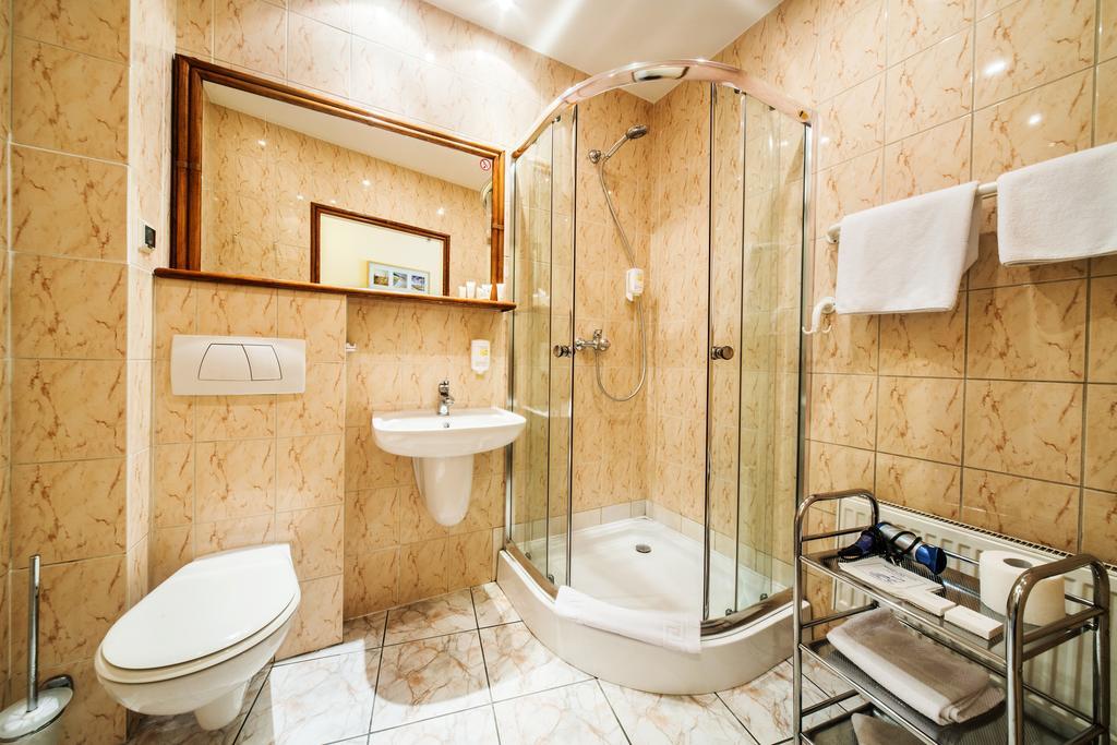 Hotel Komeda Ostrów Wielkopolski Pokoj fotografie
