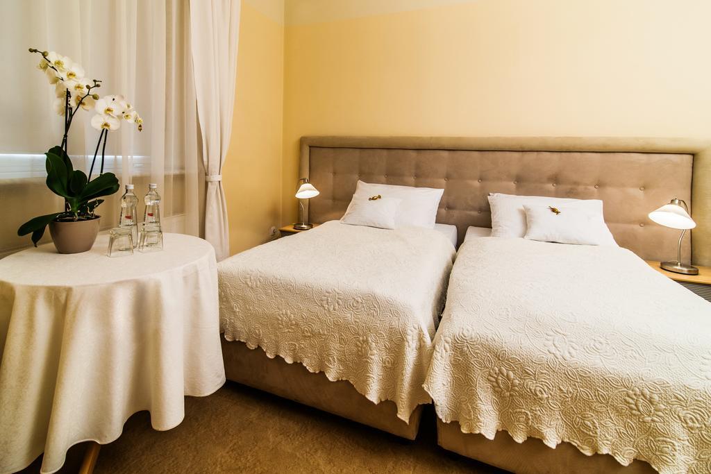 Hotel Komeda Ostrów Wielkopolski Exteriér fotografie