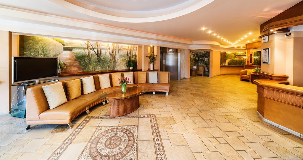 Hotel Komeda Ostrów Wielkopolski Exteriér fotografie