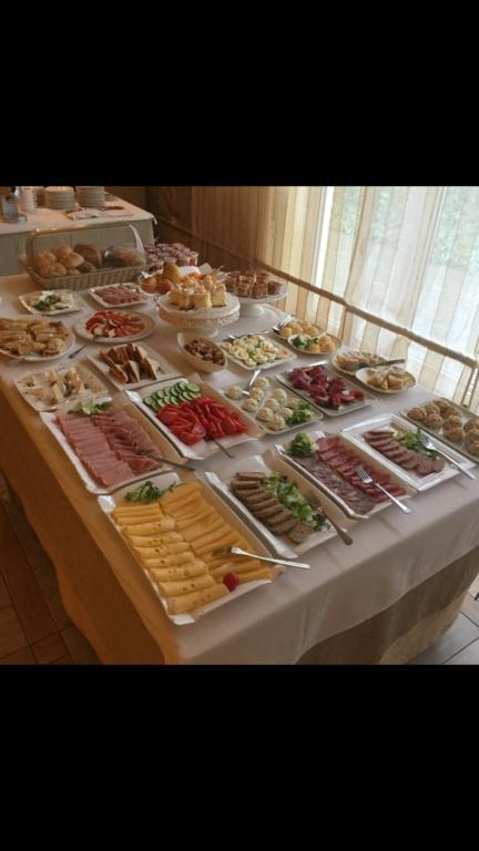 Hotel Komeda Ostrów Wielkopolski Exteriér fotografie