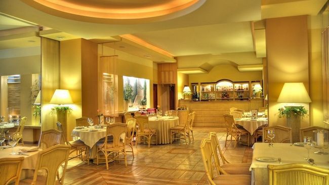 Hotel Komeda Ostrów Wielkopolski Restaurace fotografie